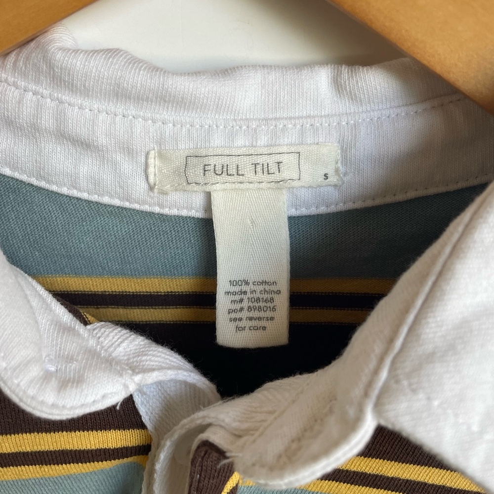 Crop top - Picture 8 of 9